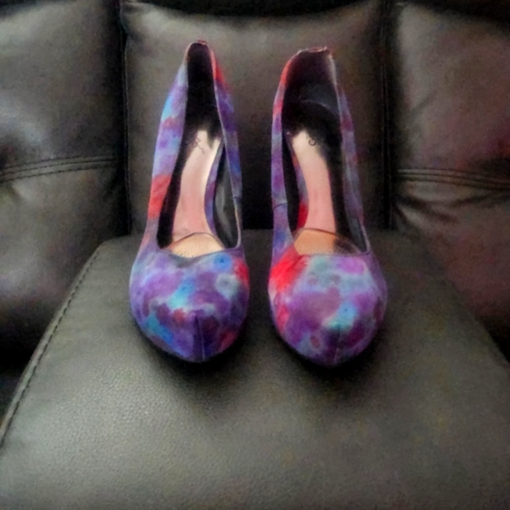Carlos Heels